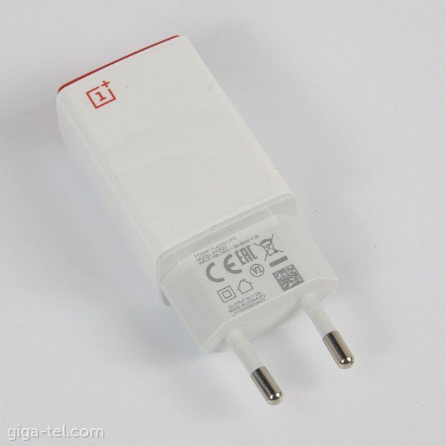 Oneplus AY0520 charger 2A