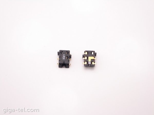 HTC Desire S audio connector