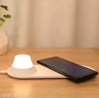 Xiaomi Yeelight wireless charger+light